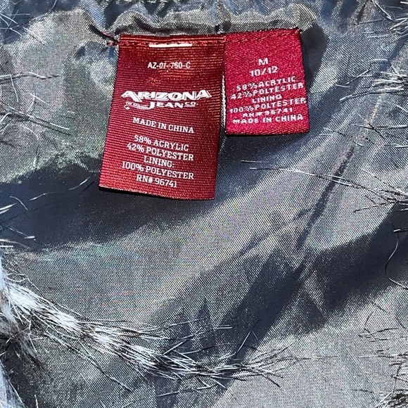 Arizona Jean Company Faux Fur Vest in Gray and White - Picture 5 of 7